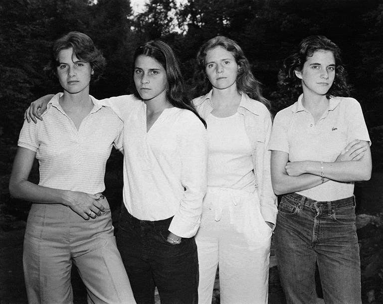 Las hermanas Brown (1975-2022)