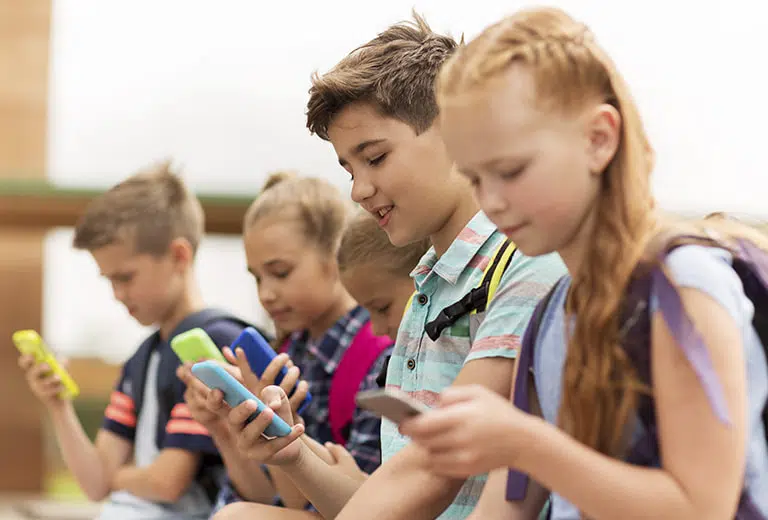 Uso responsable de las TIC ¿Sabes qué uso hace tu hijo de las redes?