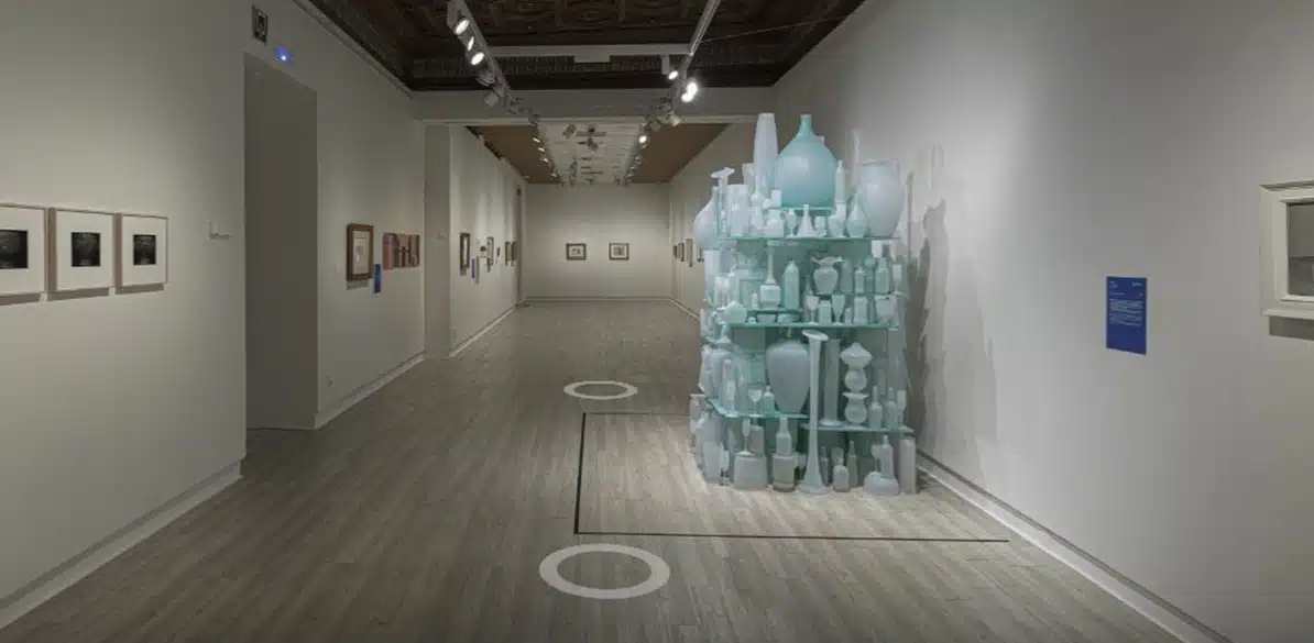 Visitas virtuales Permite ampliar las principales obras de cada exposición